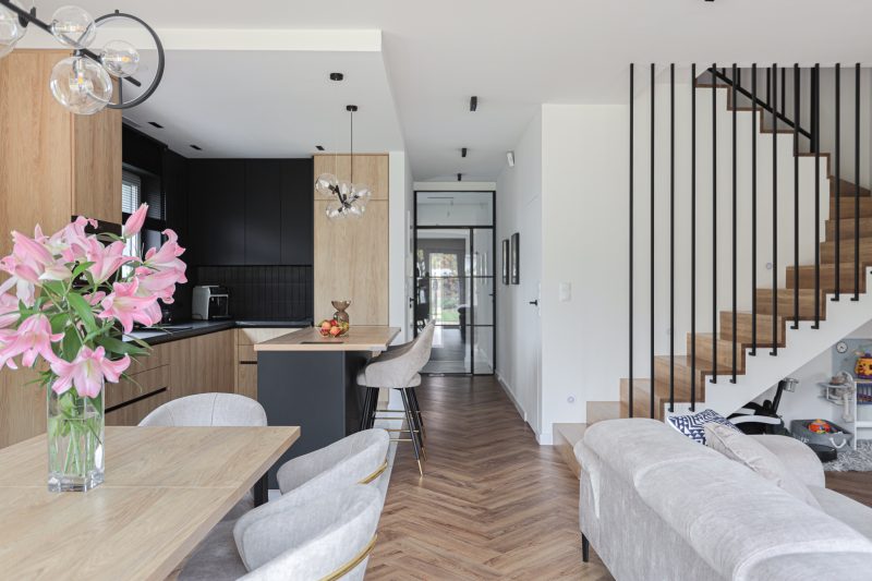 Ciepło drewna, chłód nowoczesności